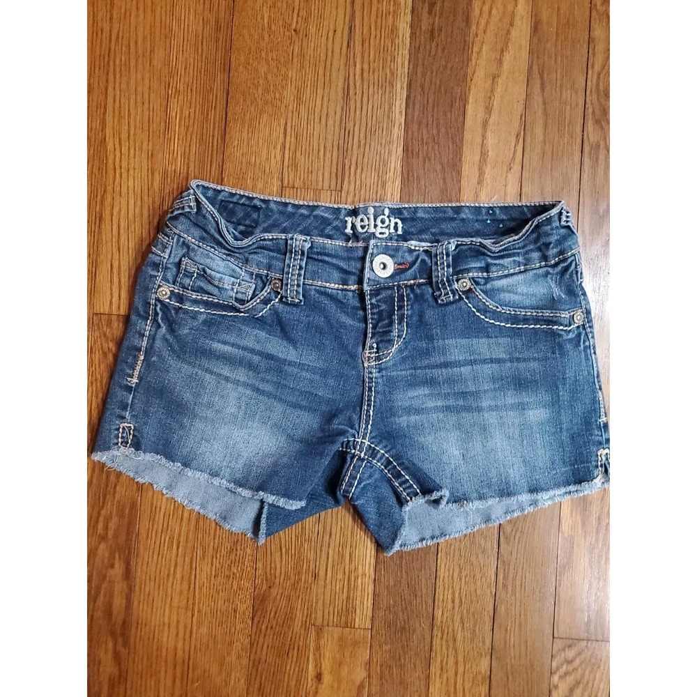 Reign Med Wash CUT OFF fray hem fade Jean Shorts‎ Mid Rise shortie booty 7 CURVY